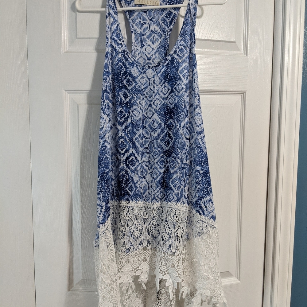 Blue Malloy Long tank with lace -NWOT